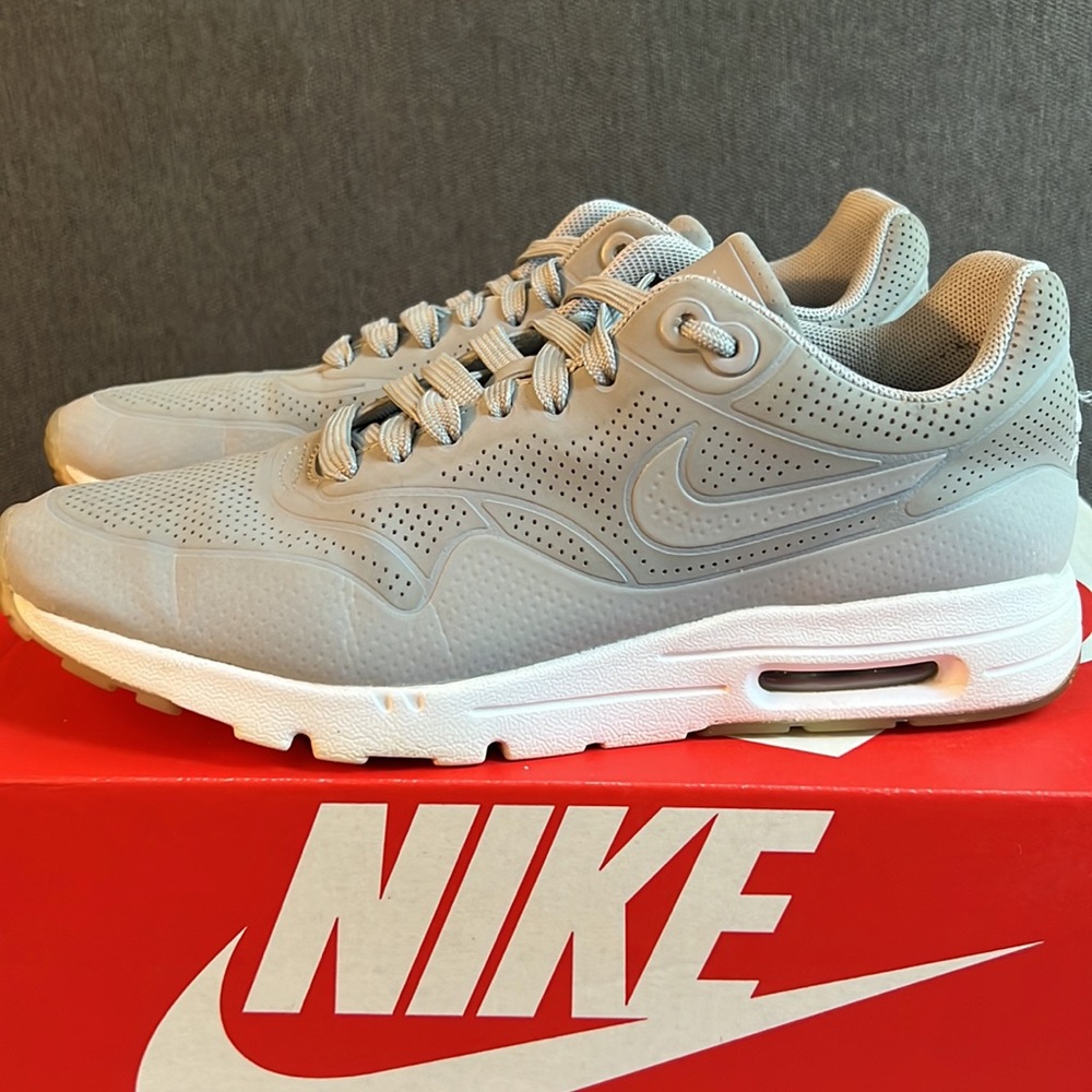 Nike Air Max 1 Ultra Moire Grey Sneakers